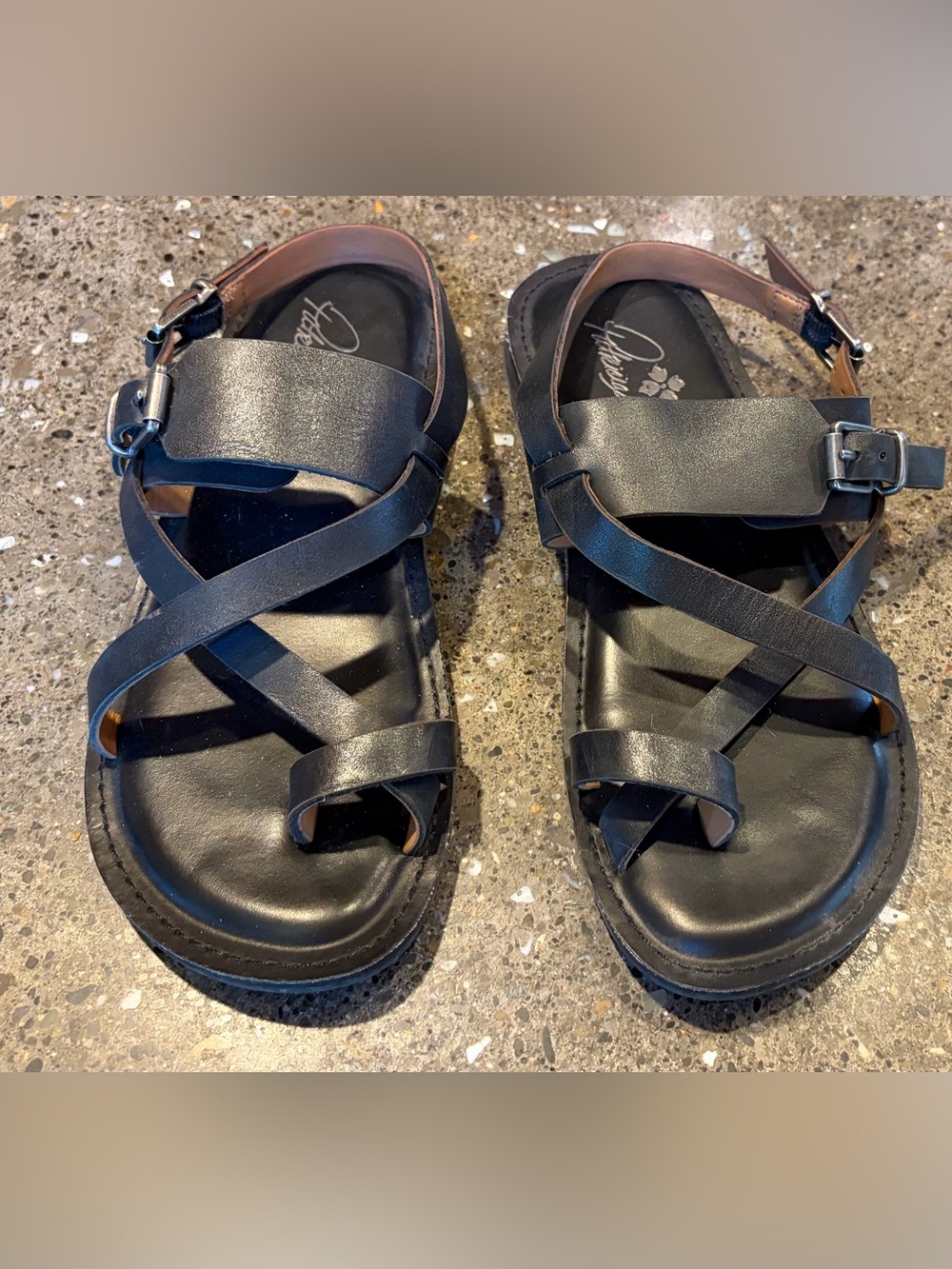 Patricia Nash black leather sandals 6.5